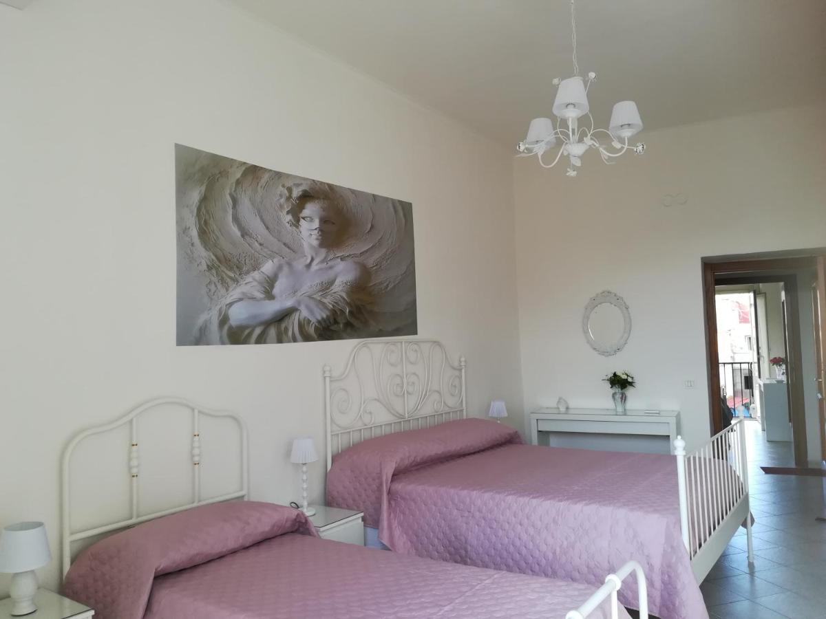 La Dimora Delle Divinita Villa Napels Buitenkant foto